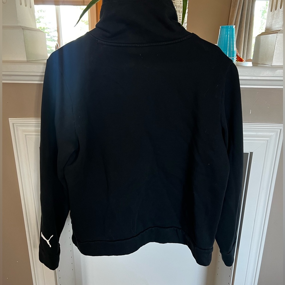 Sweater - Picture 4 of 4